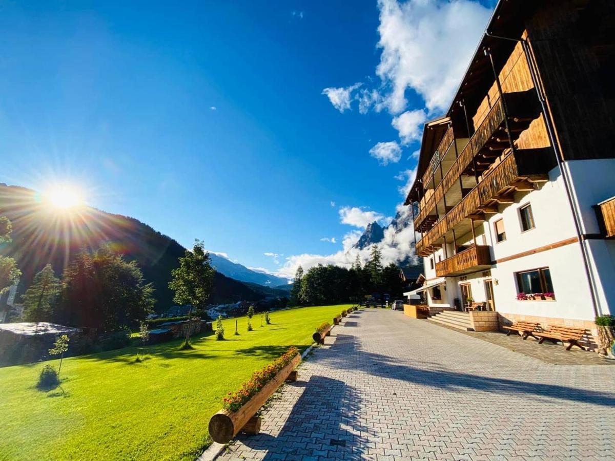Hotel Oasi San Vito di Cadore Exterior photo
