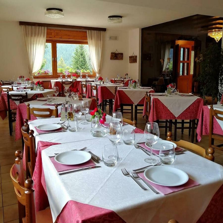Hotel Oasi San Vito di Cadore Exterior photo